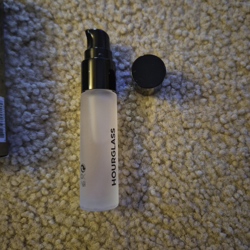 Hourglass No. 28 Primer Serum 8 ml DISCONTINUED!!!!! - Picture 2 of 4